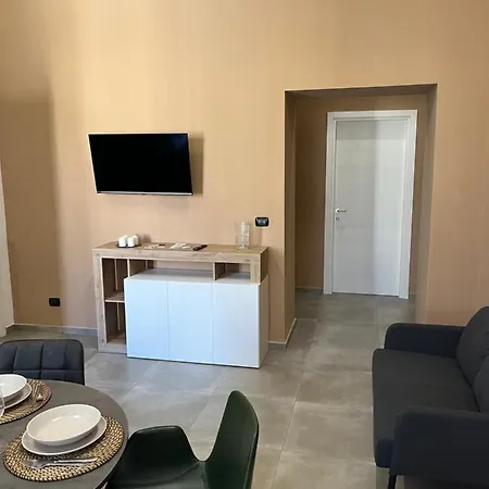 Palazzo Ferrara Apartment-3